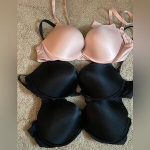 3 padded bra’s: Victoria secret bombshell, ambrielle, and Maidenform